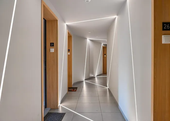 Awanport Ltc - * גדינייה